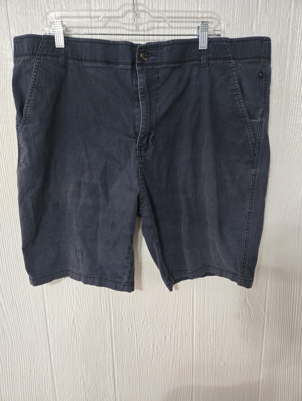 Denali Shorts Mens 40 Navy Blue Chino Stretch Casual Shorts